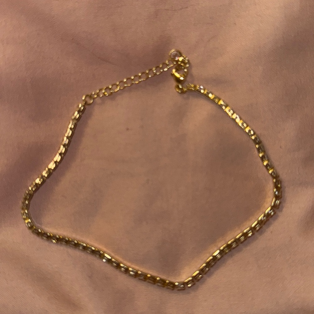 Gold anklet